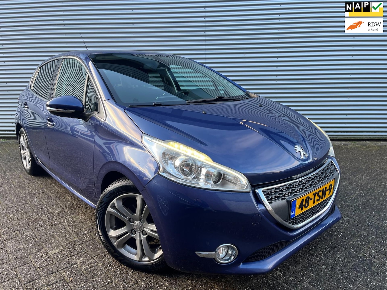 Peugeot 208 - 1.6 VTi Allure|Navi|Bluetooth|Airco|Cruise|PDC|120pk| - AutoWereld.nl