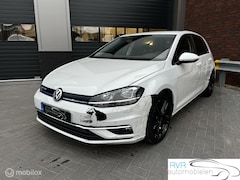 Volkswagen Golf - 1.5 TSI Highline / SCHADE