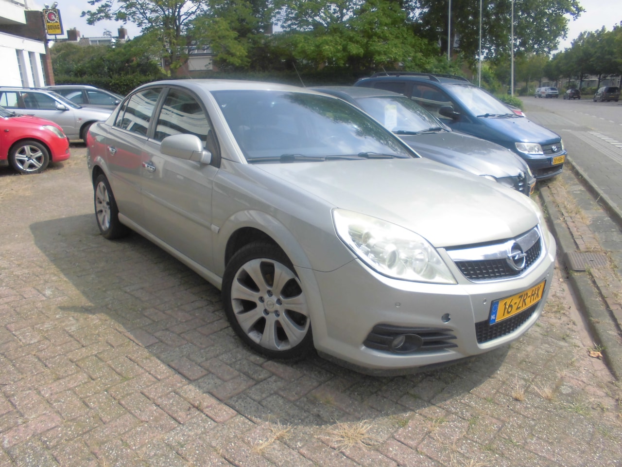 Opel Vectra - 1.6-16V Executive 1.6-16V Executive - AutoWereld.nl