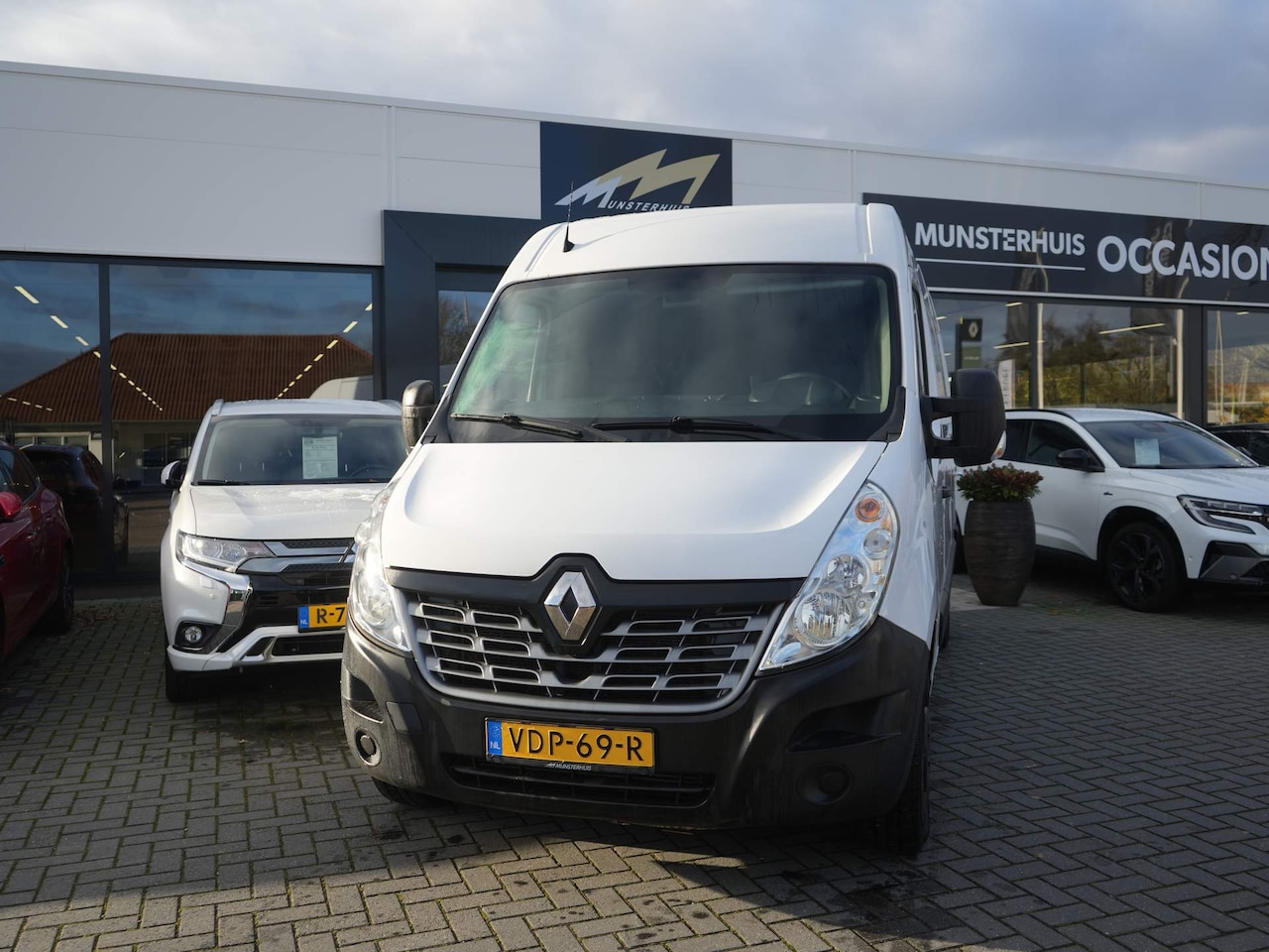 Renault Master - T35 2.3 dCi L2H2 Energy - Trekhaak - ACTIEPRIJS - AutoWereld.nl