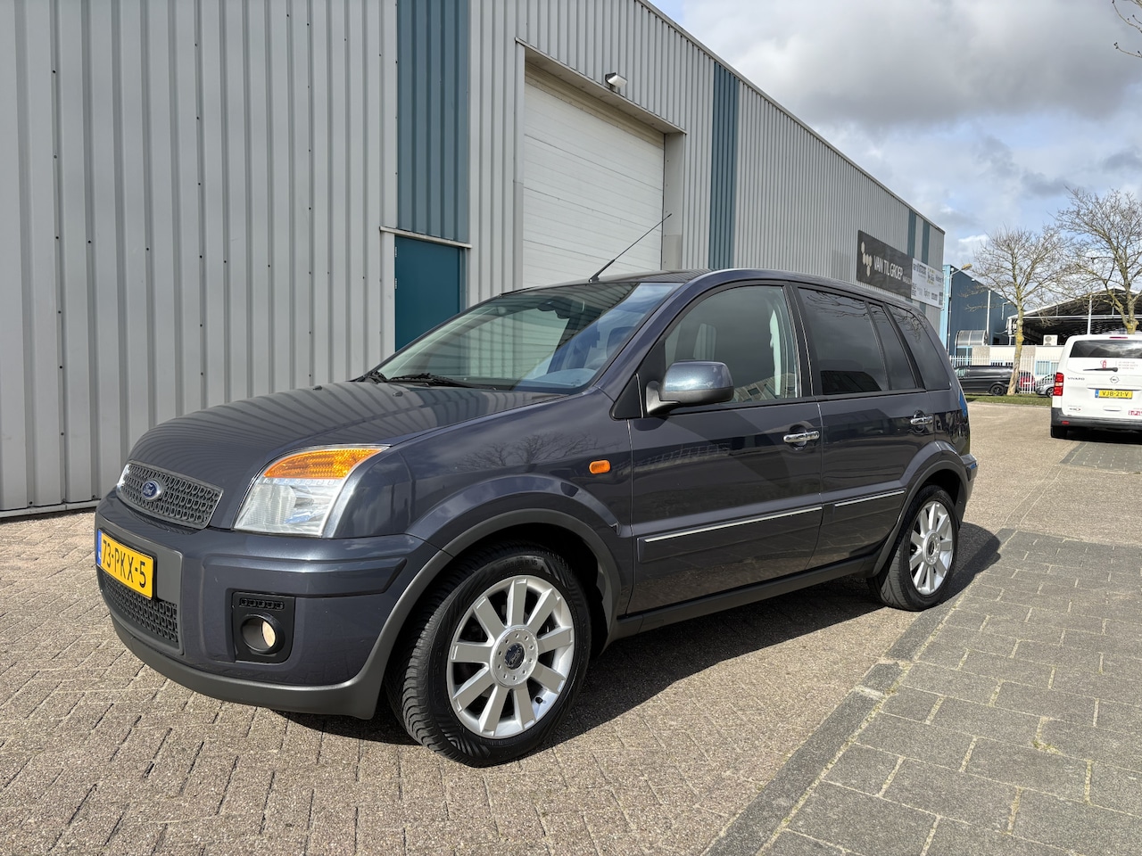 Ford Fusion - 1.6-16V Titanium X 101 PK. Mooie en goed onderhouden auto van de tweede eigenaar !!! Distr - AutoWereld.nl