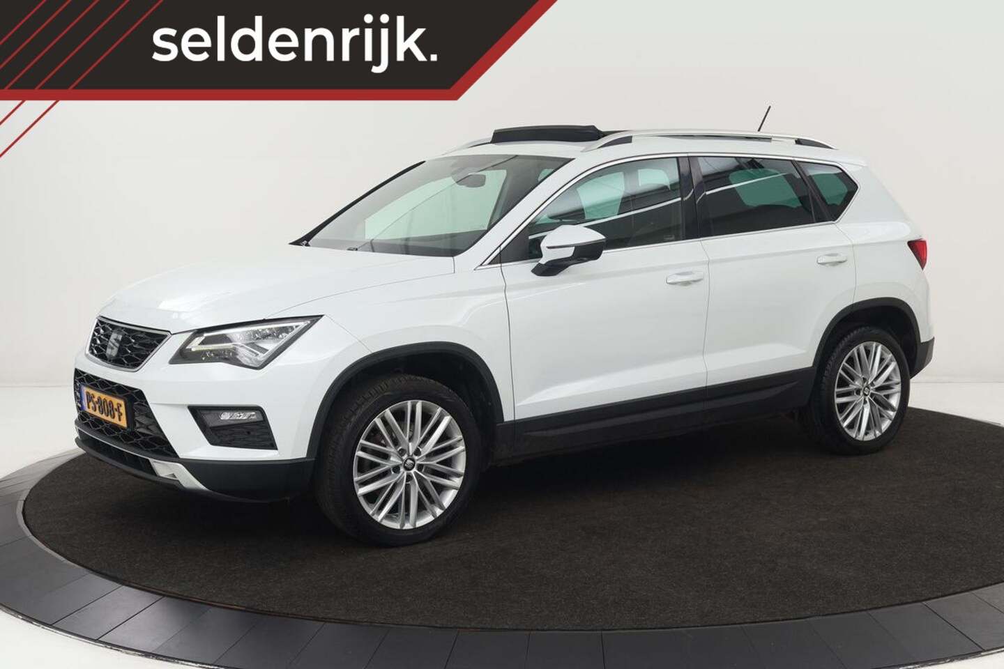 Seat Ateca - 1.4 TSI Xcellence | Panoramadak | Camera | Carplay | Trekhaak | Alcantara | Navigatie | Fu - AutoWereld.nl