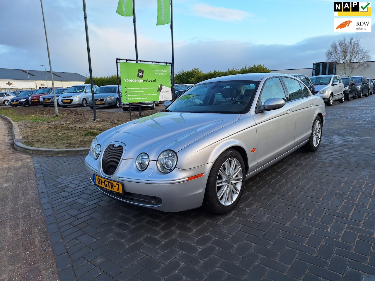 Jaguar S-type - 3.0 V6 Executive / In zeldzaam mooie staat! / APK maart 2026 - AutoWereld.nl