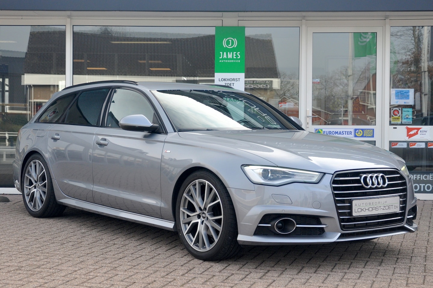 Audi A6 Avant - TFSI 190 PK Sport 3x S-Line | Bi-Xenon | 20 inch | Adaptive Cruise | Dealeronderhouden - AutoWereld.nl