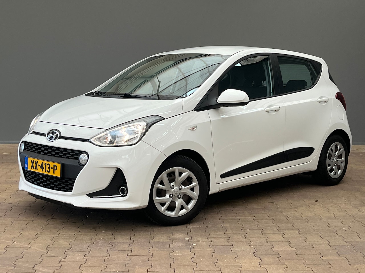 Hyundai i10 - 1.0i Comfort | Apple Carplay/Android Auto|telefoonintegratie premium | Navigatie | Smart P - AutoWereld.nl