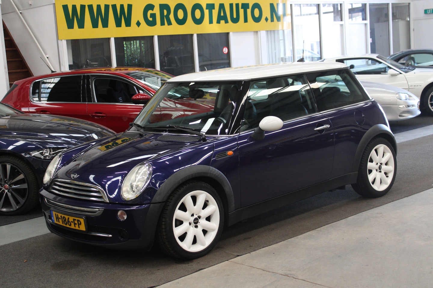 MINI Cooper - Mini 1.6 Airco, Leder, Stoelverwarming, Stuurbekrachtiging - AutoWereld.nl