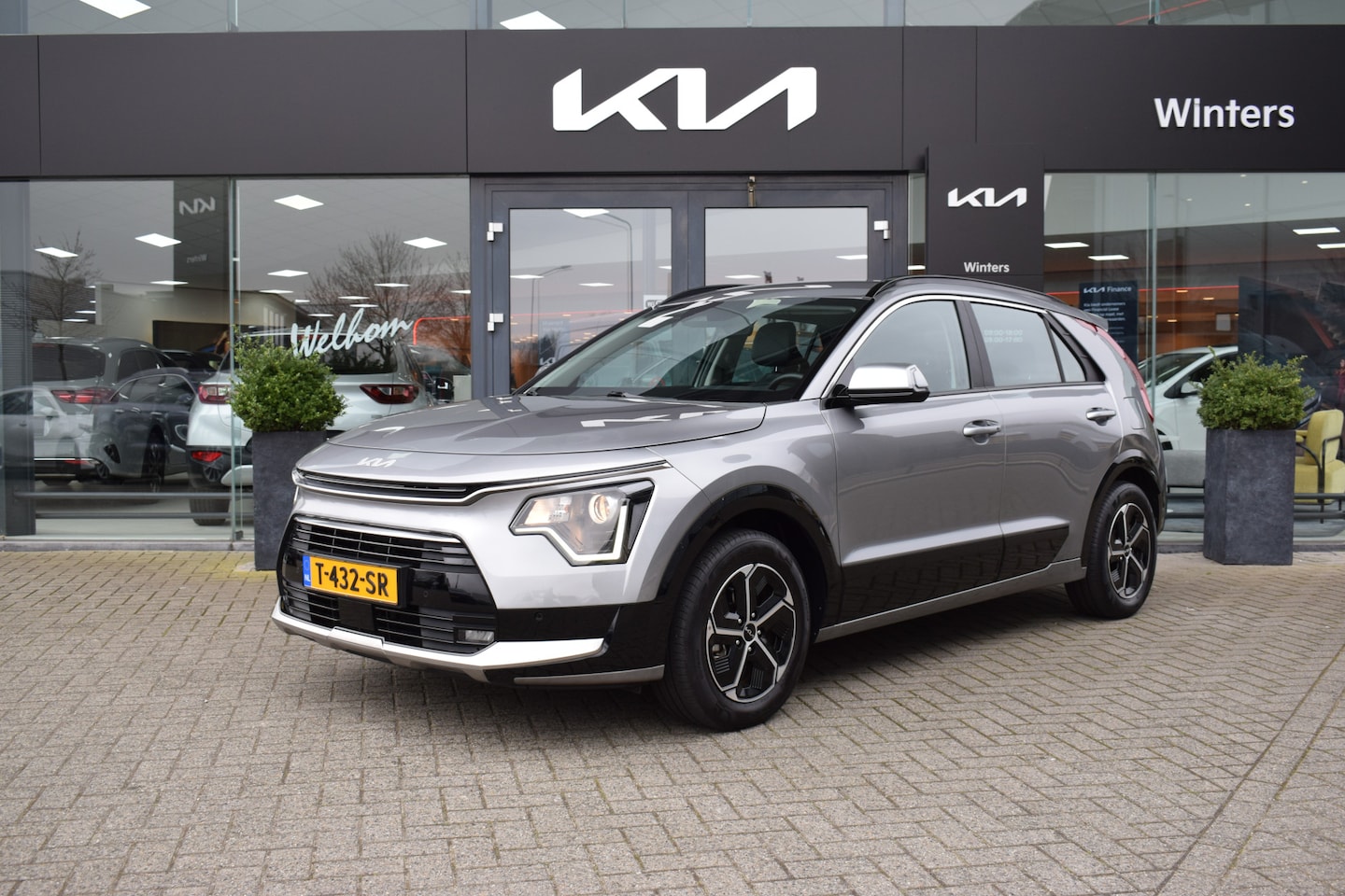 Kia Niro - 1.6i-16V Hybrid DynamicLine DCT6/Autom. ECC Cr.Control-Adapt. Navi+Camera BT+USB SmartKey - AutoWereld.nl