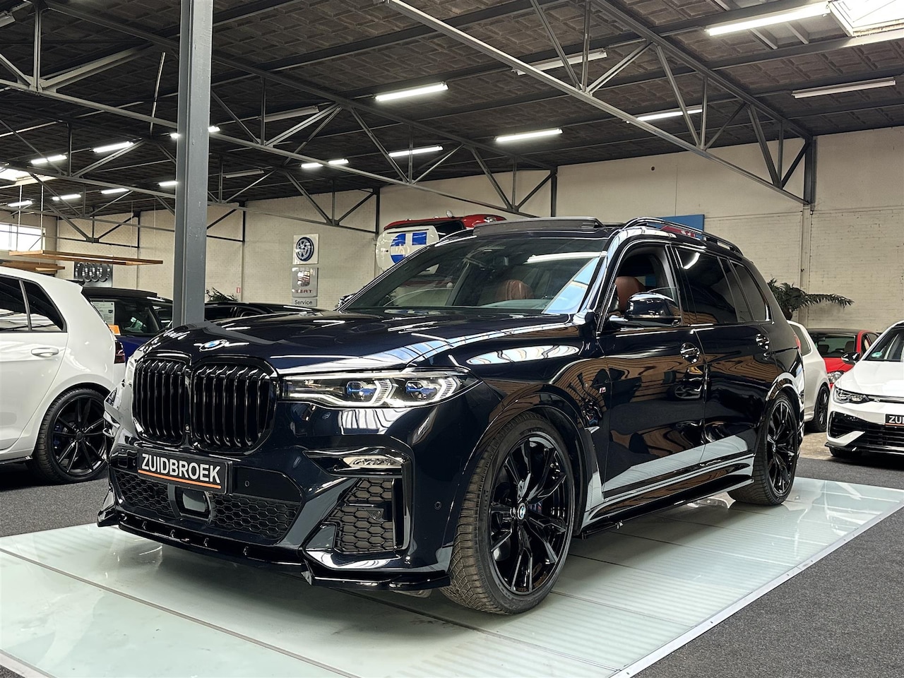 BMW X7 - 40i 7-PERS. M-Sport | B&O | HUD | Leer | Laser | Virtual | CARBON ZWART | - AutoWereld.nl