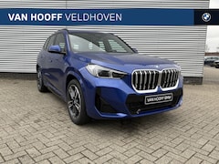 BMW X1 - xDrive25e M Sport Automaat / Trekhaak / Sportstoelen / Adaptieve LED / M Adaptief onderste