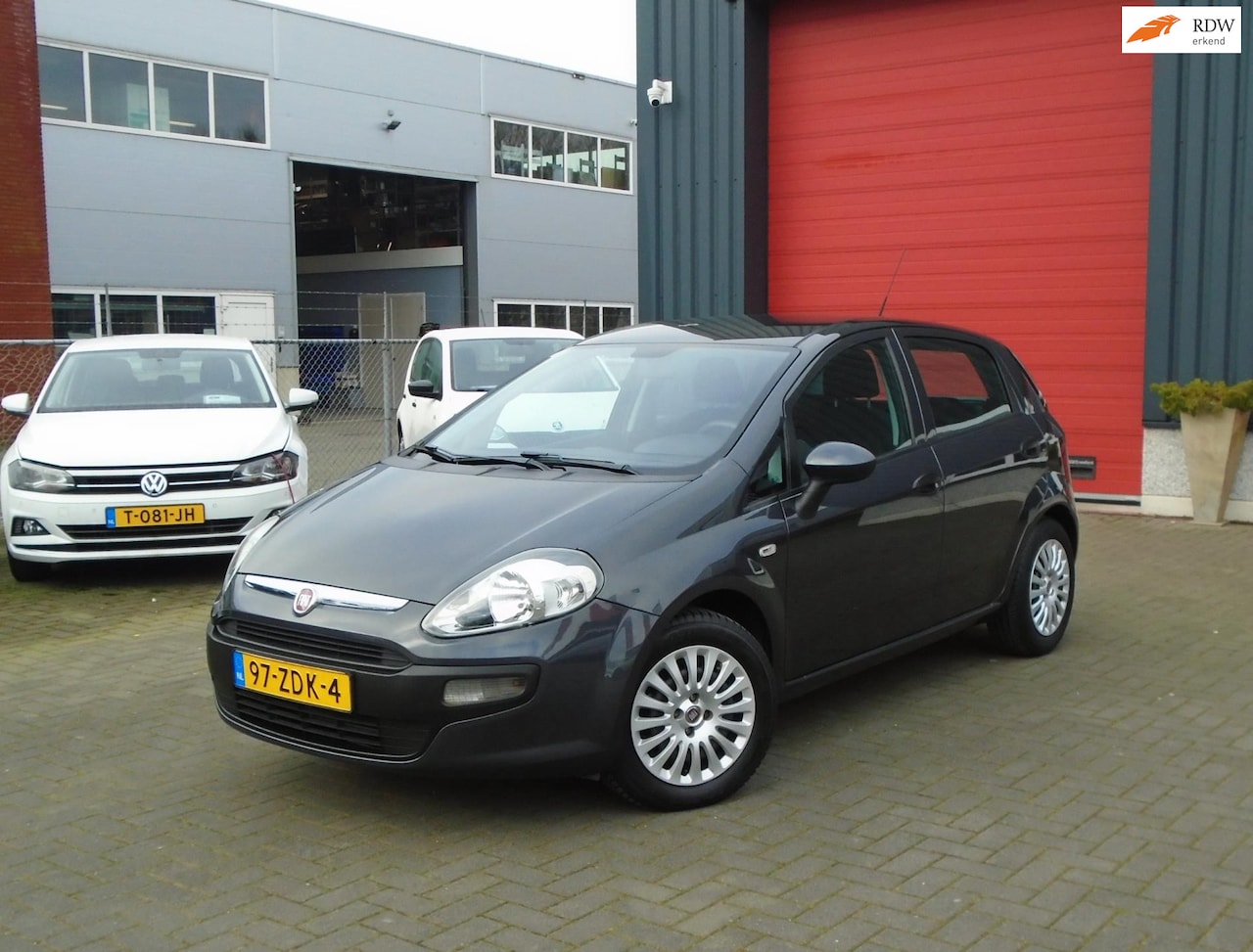 Fiat Punto Evo - 1.2 Active 1.2 Active,Airco,Distributie vervangen - AutoWereld.nl