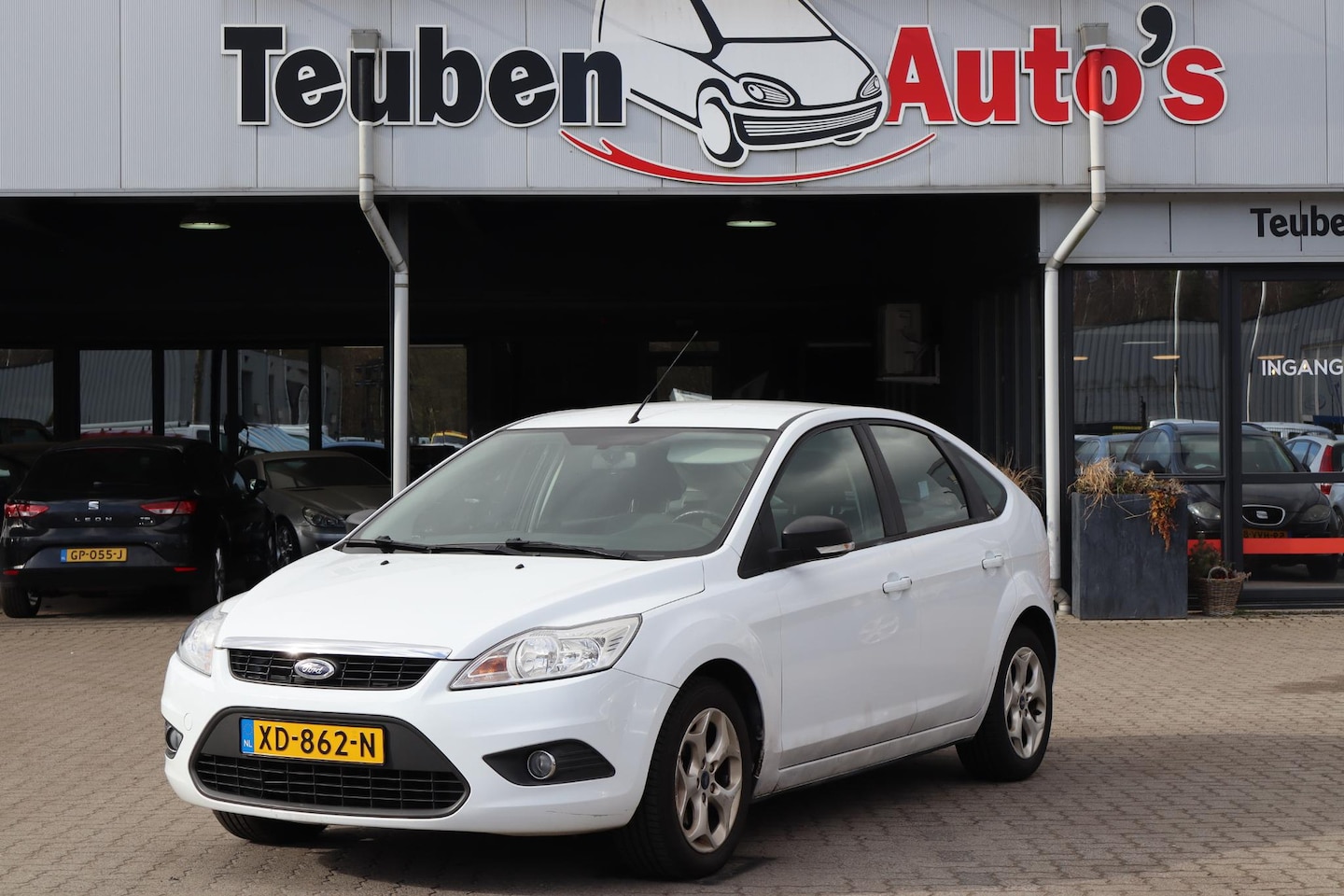 Ford Focus - 1.6 Comfort Airco, Elektrische ramen, Lichtmetalen wielen, Zie foto's Website!! - AutoWereld.nl