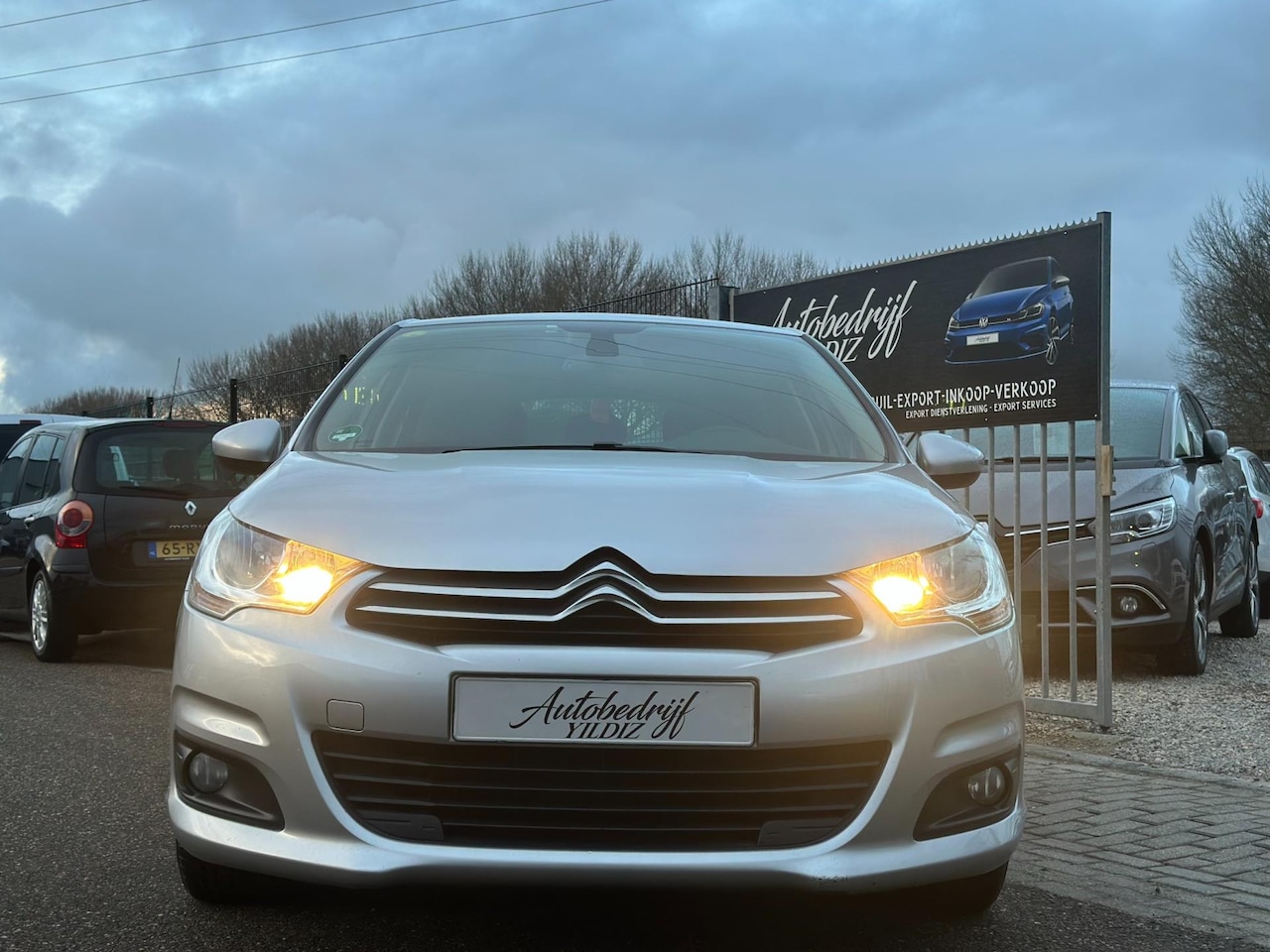 Citroën C4 - 1.6 e-HDi Ligne Business NL Auto - AutoWereld.nl