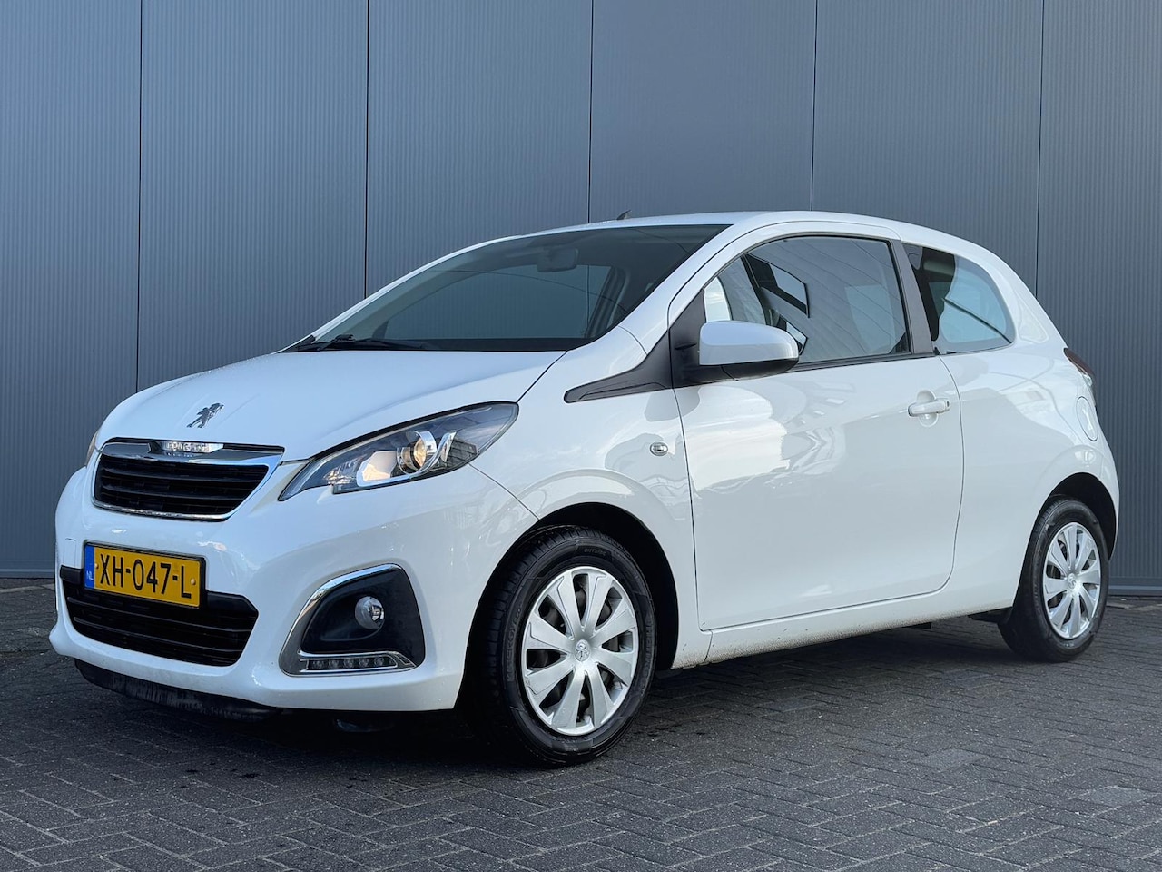 Peugeot 108 - 1.0 e-VTi 72pk Allure | Apple Carplay/Android Auto|telefoonintegratie premium | airco | bu - AutoWereld.nl