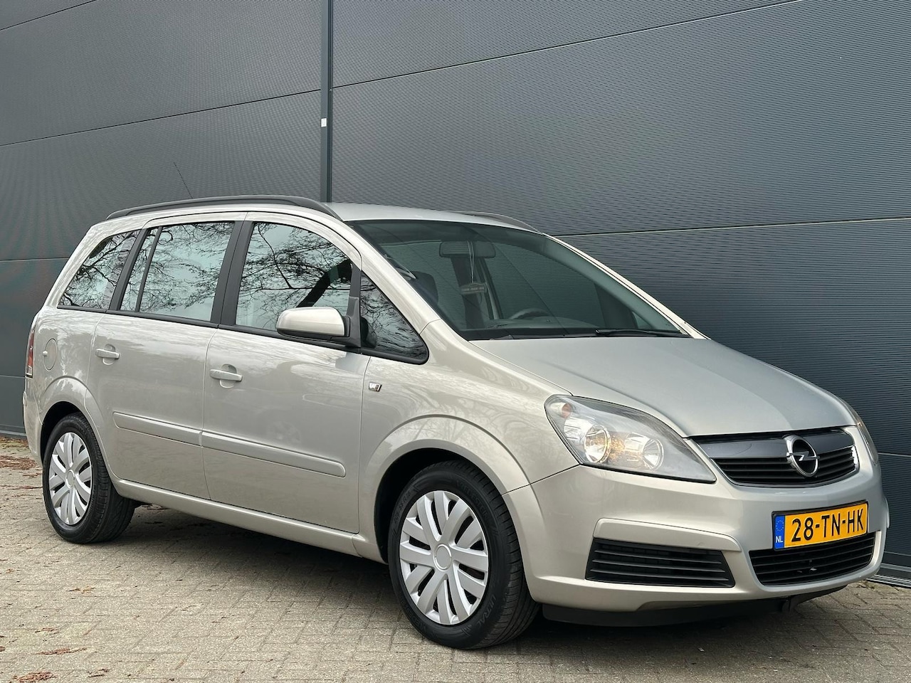 Opel Zafira - 1.8 Enjoy AIRCO / ELEK RAMEN / 7PERS / NWE APK - AutoWereld.nl