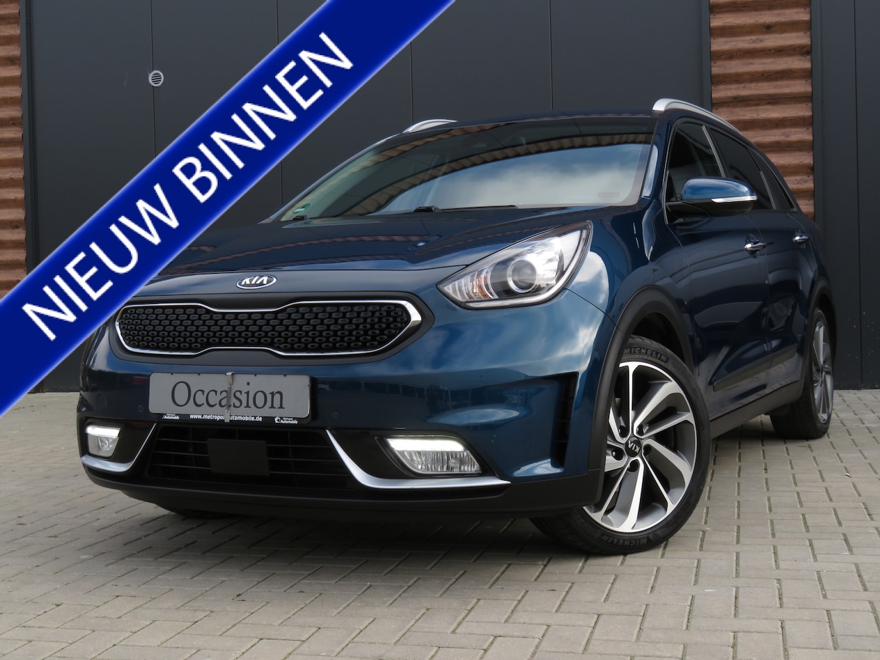 Kia Niro - 1.6 GDi Hybrid Dynamic Connect 1e Eigenaar Airco ACC Cr-Control CarPlay - AutoWereld.nl