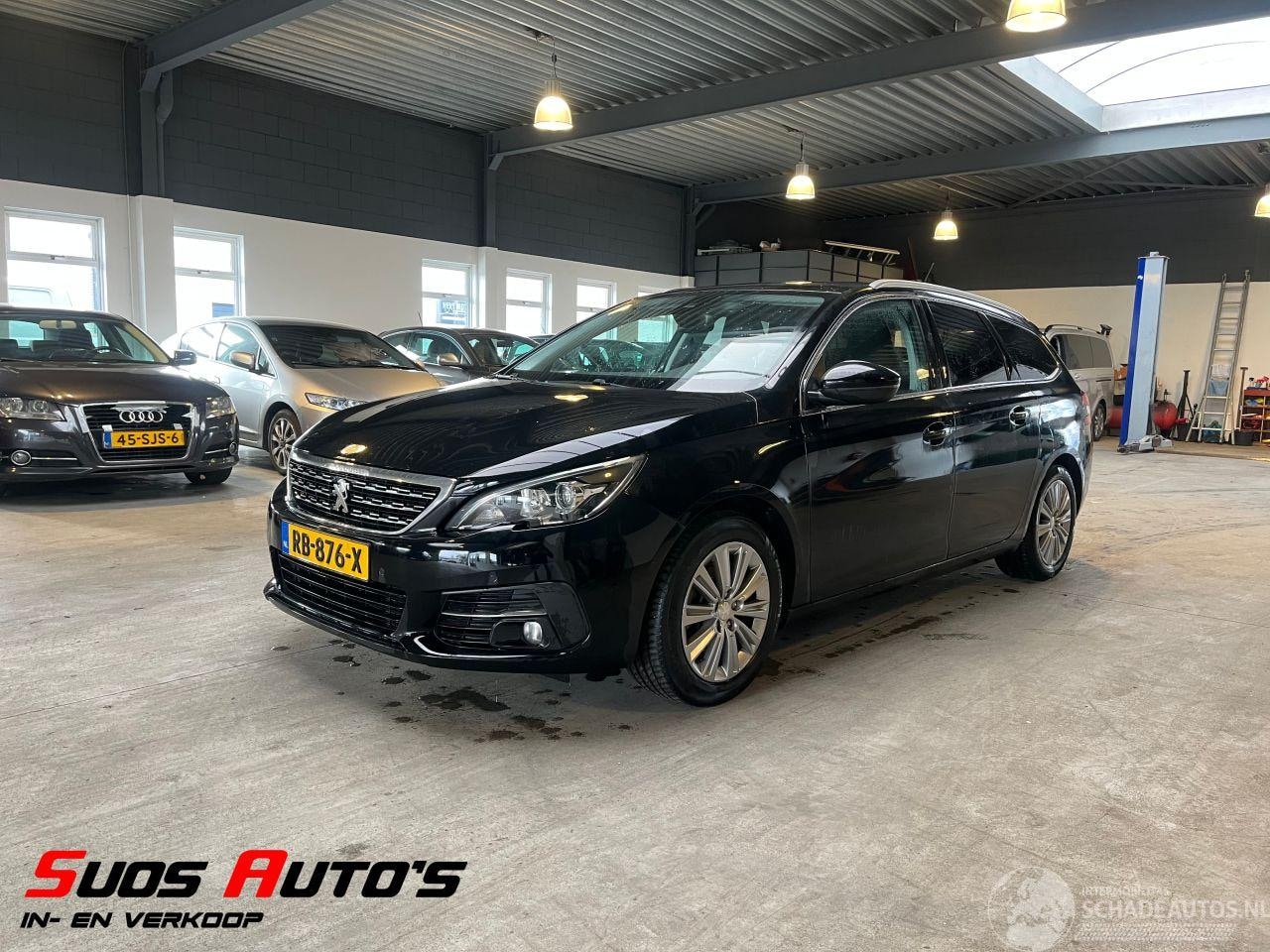 Peugeot 308 - 1.6 BlueHDI Premium NL NAP! - AutoWereld.nl