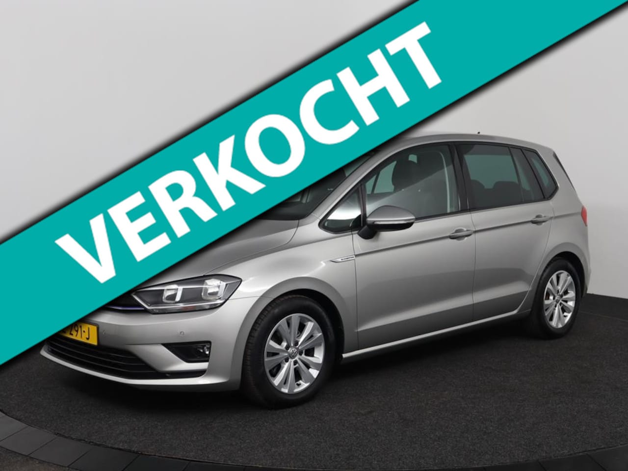 Volkswagen Golf Sportsvan - 1.0 TSI Connected Series | Automaat | NAP - AutoWereld.nl