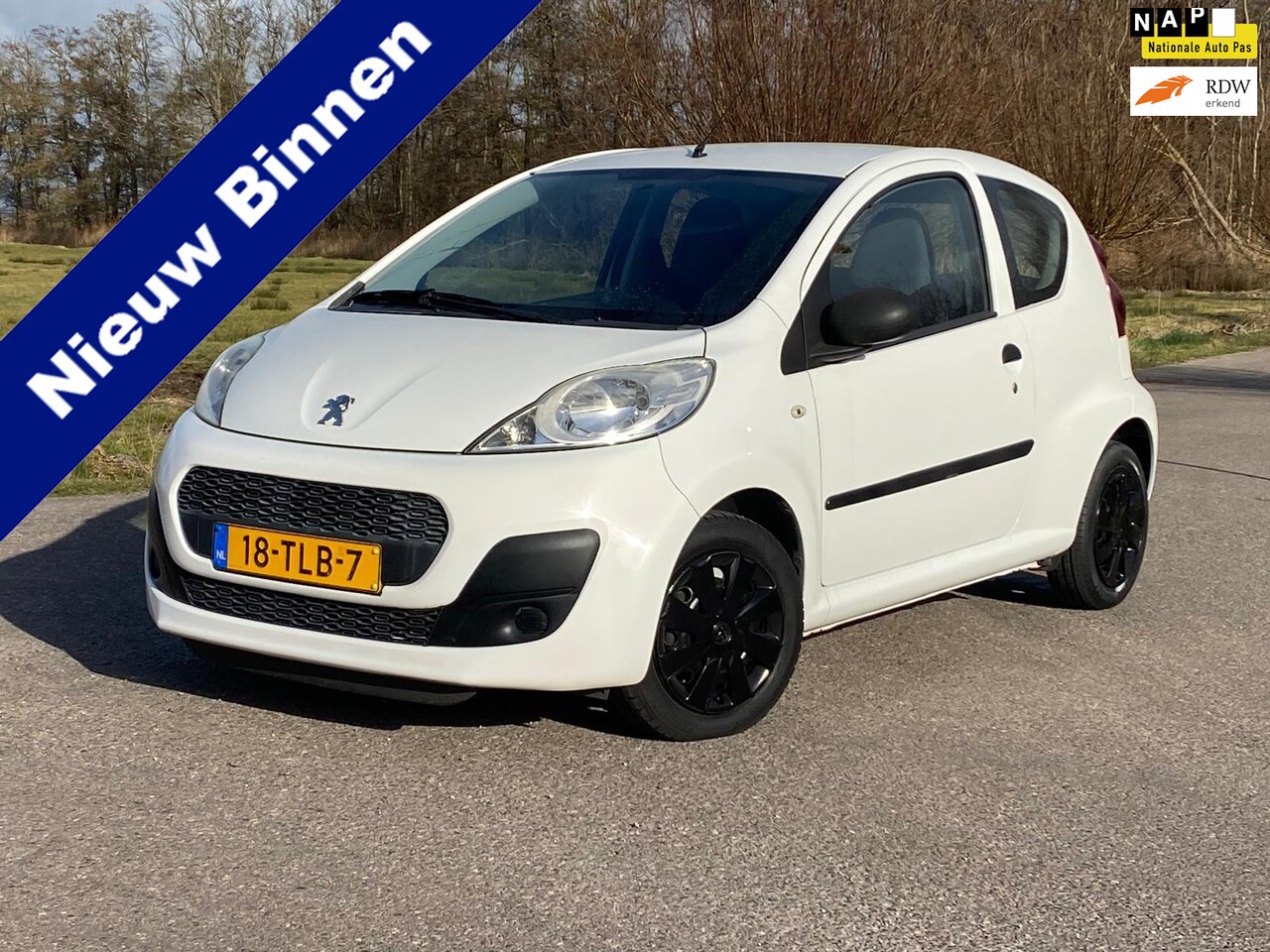 Peugeot 107 - 1.0 Access Accent 3DRS AIRCO MAP GOED ONDERHOUDEN - AutoWereld.nl