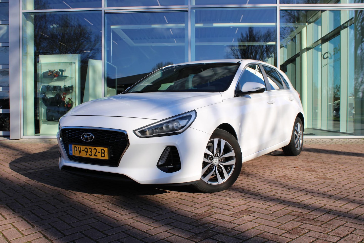 Hyundai i30 - 1.0 T-GDI First Edition 1.0 T-GDI First Edition - AutoWereld.nl