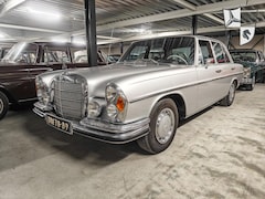 Mercedes-Benz 280 - SE 3, 5 AUTOMATIC