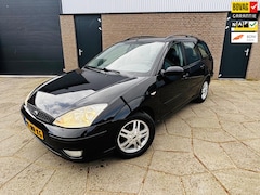 Ford Focus Wagon - 1.6-16V Trend |station |Airco|Lm.Vlg. 15 inch 4 seizoenen|metallic zwart