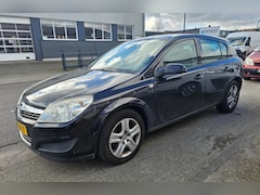 Opel Astra - 1.7 CDTi Business Navigatie KOPPELING DEFECT