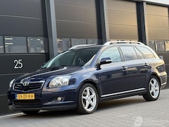 Toyota Avensis - 2.0 D-4D Navi Clima