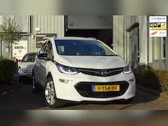 Opel Ampera-e - Business executive 60 kWh Xenon / Led / 1e Eigenaar