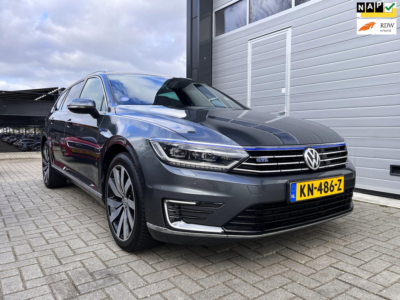 Volkswagen Passat Variant - 1.4 TSI GTE Highline - Virtual Cockpit - Adaptieve Cruise Control (ACC) - Navigatie - Schu - AutoWereld.nl