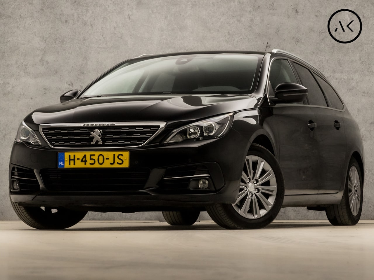 Peugeot 308 SW - 1.2 PureTech Sport Automaat (PANORAMADAK, APPLE CARPLAY, GROOT NAVI, KEYLESS, 360 CAMERA, - AutoWereld.nl