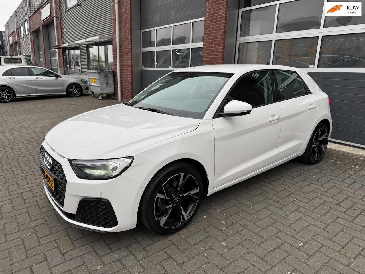 Audi A1 - 30 TFSI 116PK Pro Line LED PDC Navi Camera Lane - AutoWereld.nl