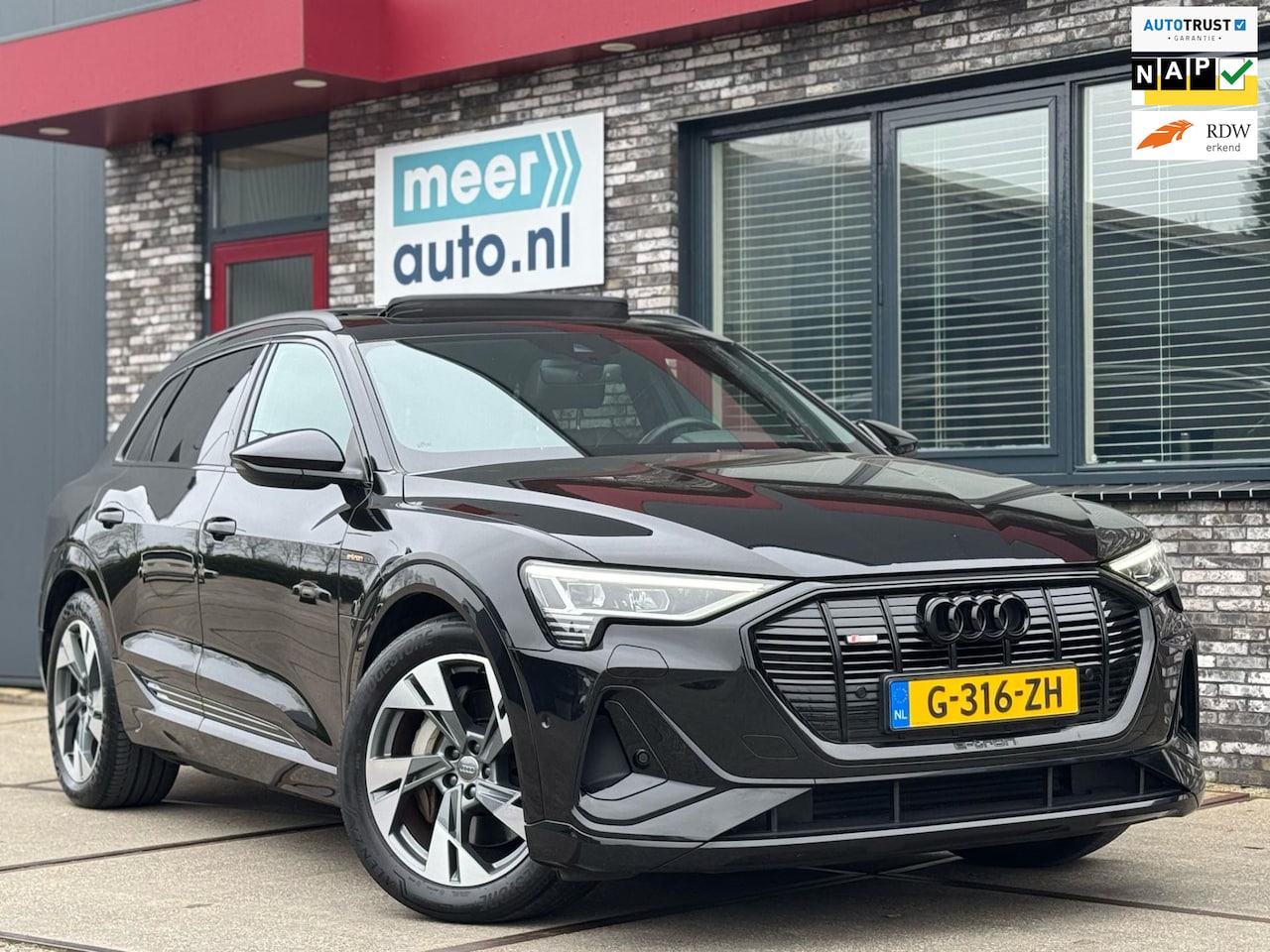 Audi e-tron - S-LINE l PANO l SFEER l CARPLAY l ACC l ORG.NL l LUCHTVERING l NAP l INCL.BTW - AutoWereld.nl