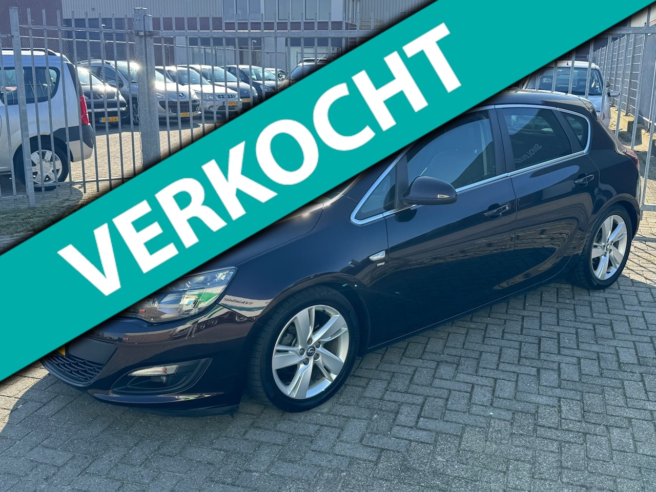 Opel Astra - 1.4 Turbo Energy 140PK! Camera l Stoel& stuurverwarming l Leer l Cruise l PDC l Airco l LE - AutoWereld.nl