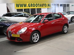 Alfa Romeo Giulietta - 1.4 T Distinctive Apple Carplay, Airco, Navi, Cruise control