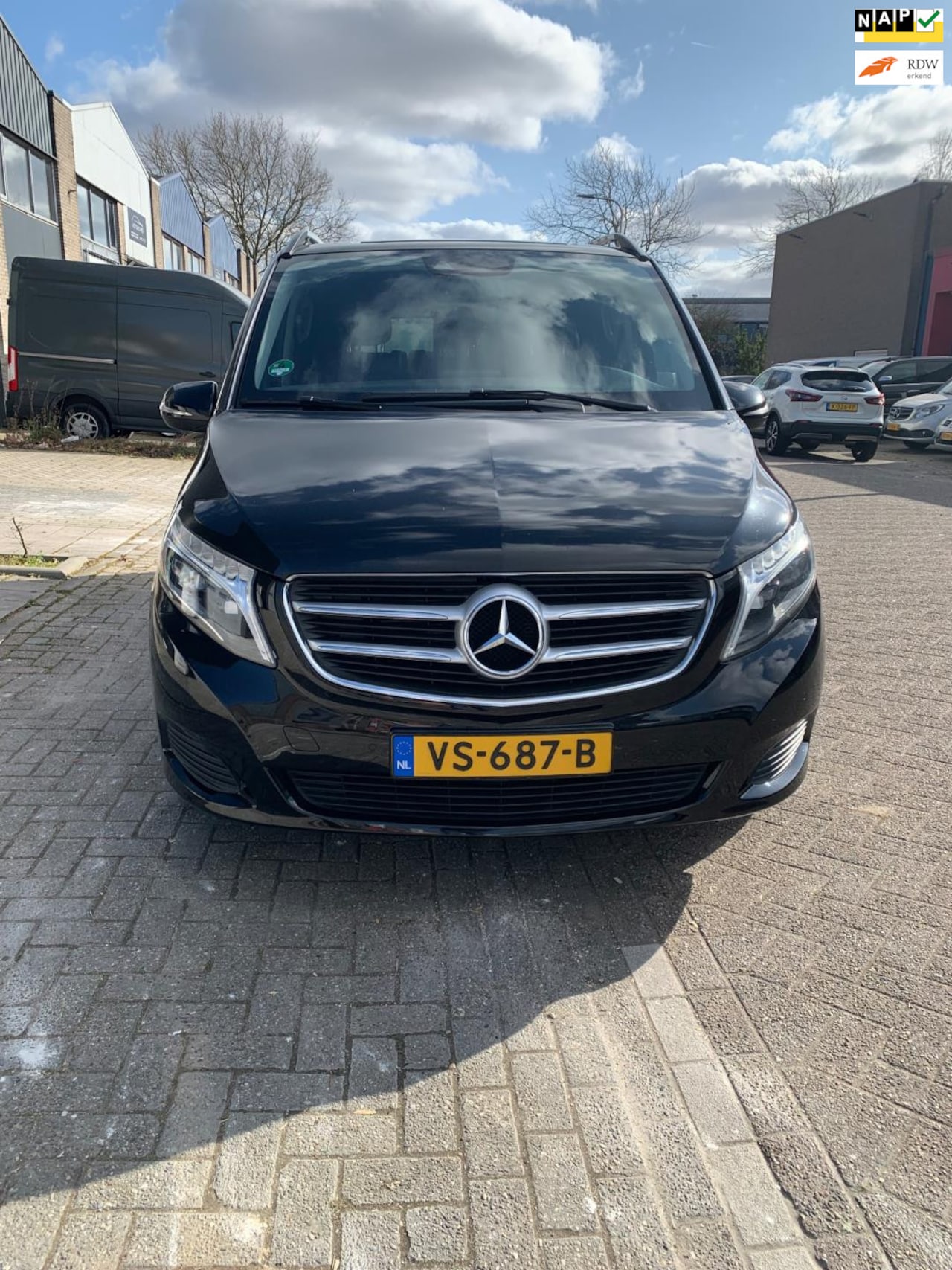 Mercedes-Benz V-klasse - 250 BlueTEC Lang DC Edition 250 BlueTEC Lang DC Edition - AutoWereld.nl