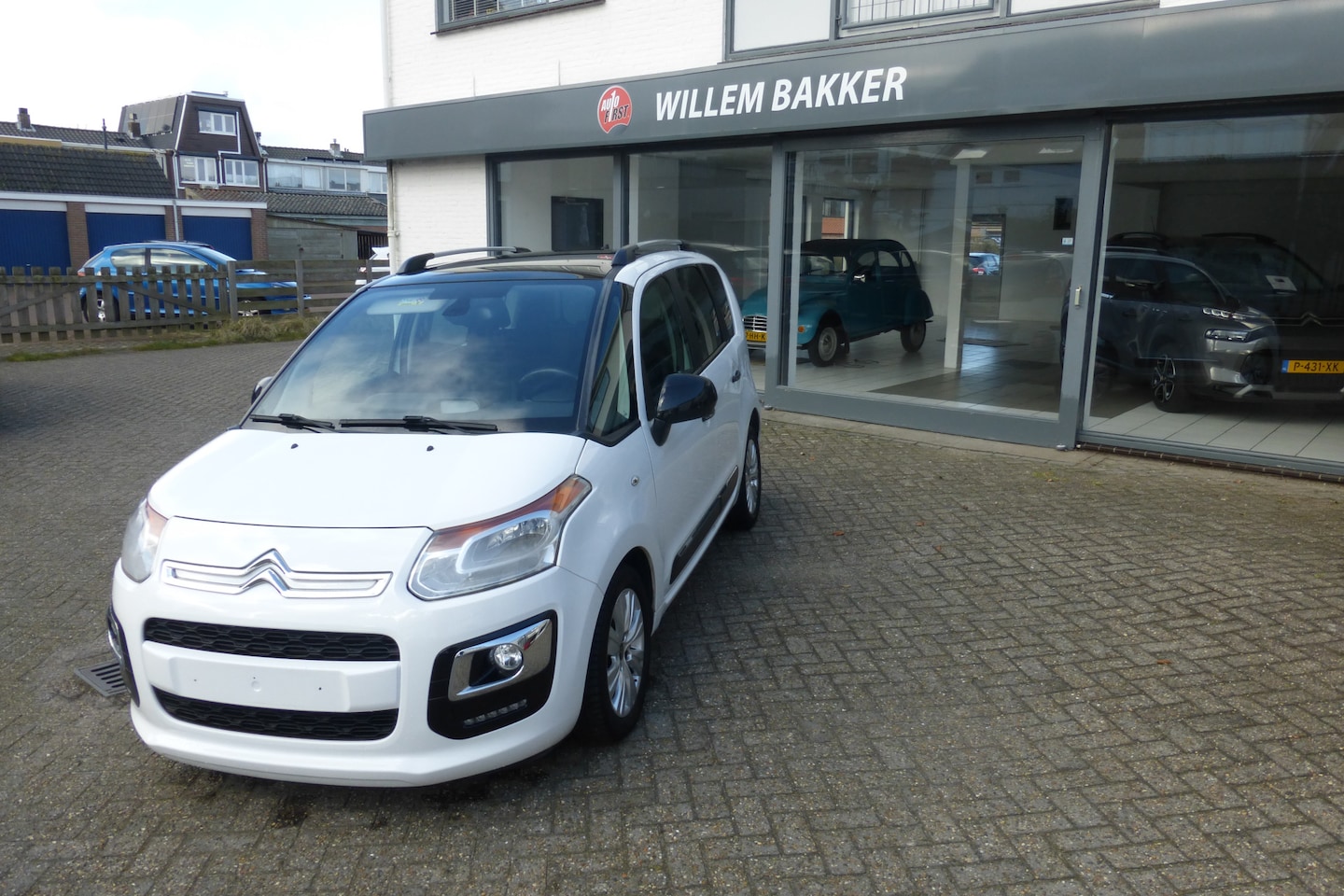 Citroën C3 Picasso - 1.2 PureTech Exclusive 1.2 PureTech Exclusive - AutoWereld.nl