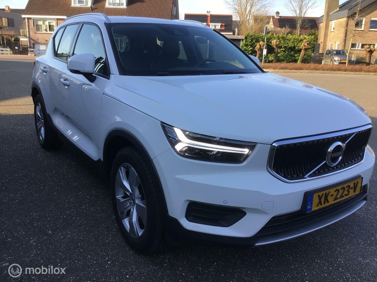 Volvo XC40 - 1.5 T3 Momentum 1.5 T3 Momentum - AutoWereld.nl