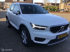 Volvo XC40 - 1.5 T3 Momentum