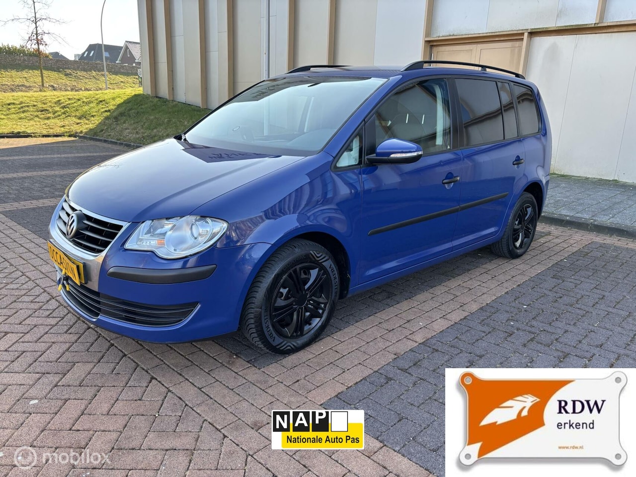 Volkswagen Touran - 1.9 TDI Comfortline 1.9 TDI Comfortline - AutoWereld.nl