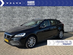 Volvo V40 Cross Country - 1.5 T3 Nordic+ Luxury | Panoramadak | Lederen bekleding | Standkachel | Keyless | Camera |