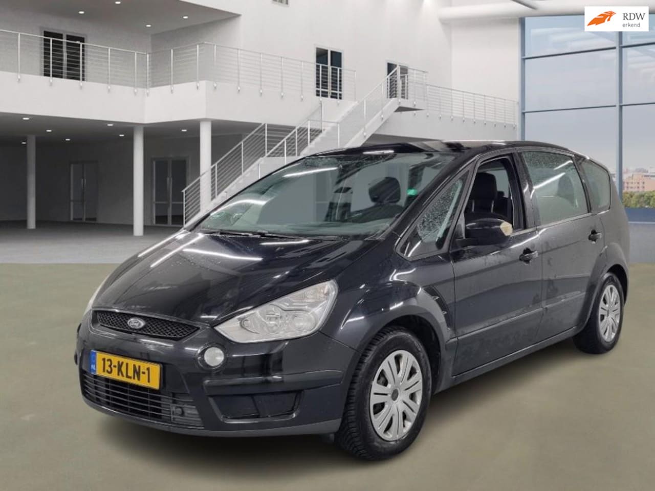 Ford S-Max - 2.0 Titanium AIRCO CRUISE TREKHAAK 2 X SLEUTELS - AutoWereld.nl