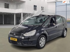 Ford S-Max - 2.0 Titanium AIRCO CRUISE TREKHAAK 2 X SLEUTELS