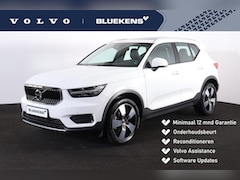 Volvo XC40 - T4 Momentum - Panorama/schuifdak - Parkeercamera achter - Verwarmde voorstoelen, stuur & a