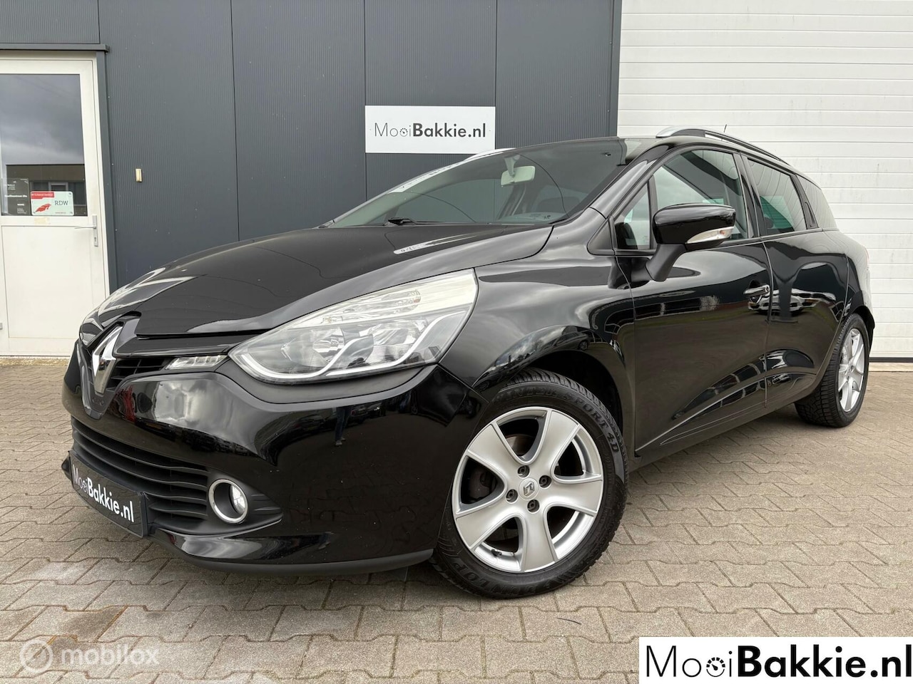 Renault Clio Estate - 1.5 dCi ECO Ex. Navi / Trekhaak / ZUINIG - AutoWereld.nl