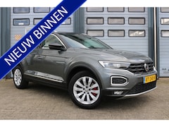 Volkswagen T-Roc - 1.5 TSI Sport Virtual cockpit Xenon Pdc Camera T-haak Bj:2018