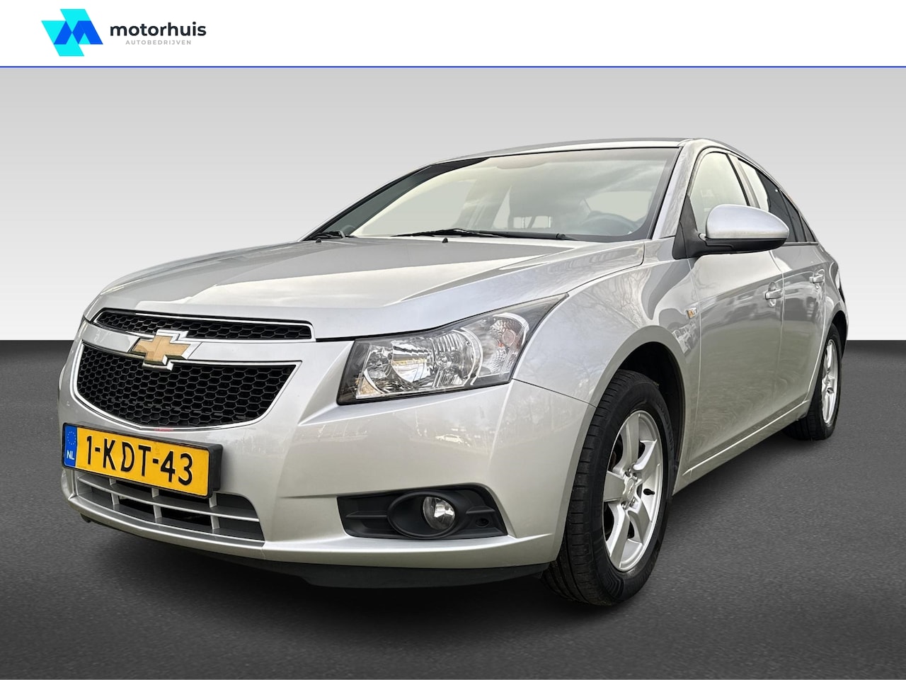 Chevrolet Cruze - | 1.8 DOHC | 141 PK | 4D LT | TREKHAAK | NAVIGATIE | - AutoWereld.nl