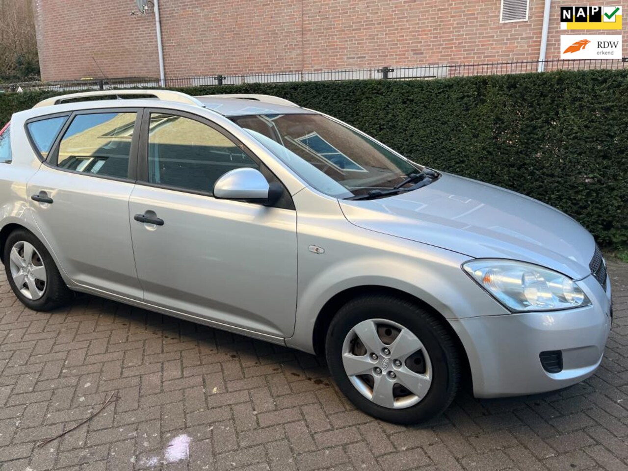 Kia Cee'd Sporty Wagon - 1.4 X-tra 1.4 X-tra - AutoWereld.nl