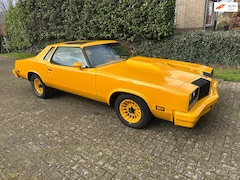 Oldsmobile Cutlass - SALON Bj 1977 8-cil autom