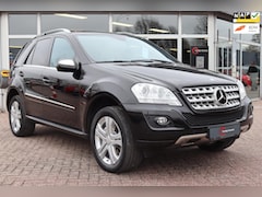 Mercedes-Benz M-klasse - 350 YOUNGTIMER | 1e EIGENAAR | PANO | TREKHAAK | LEDER | NAVI | STANDKACHEL | FULL OPTIONS