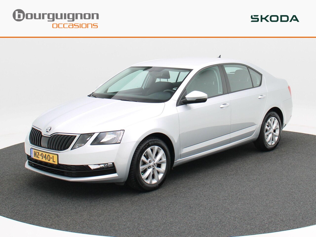 Skoda Octavia - 1.0 TSi 115 Pk Automaat Ambition Business | Navigatie | Climate Control | Trekhaak | 71.68 - AutoWereld.nl